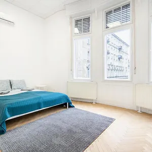 Apartmanhotel Hg